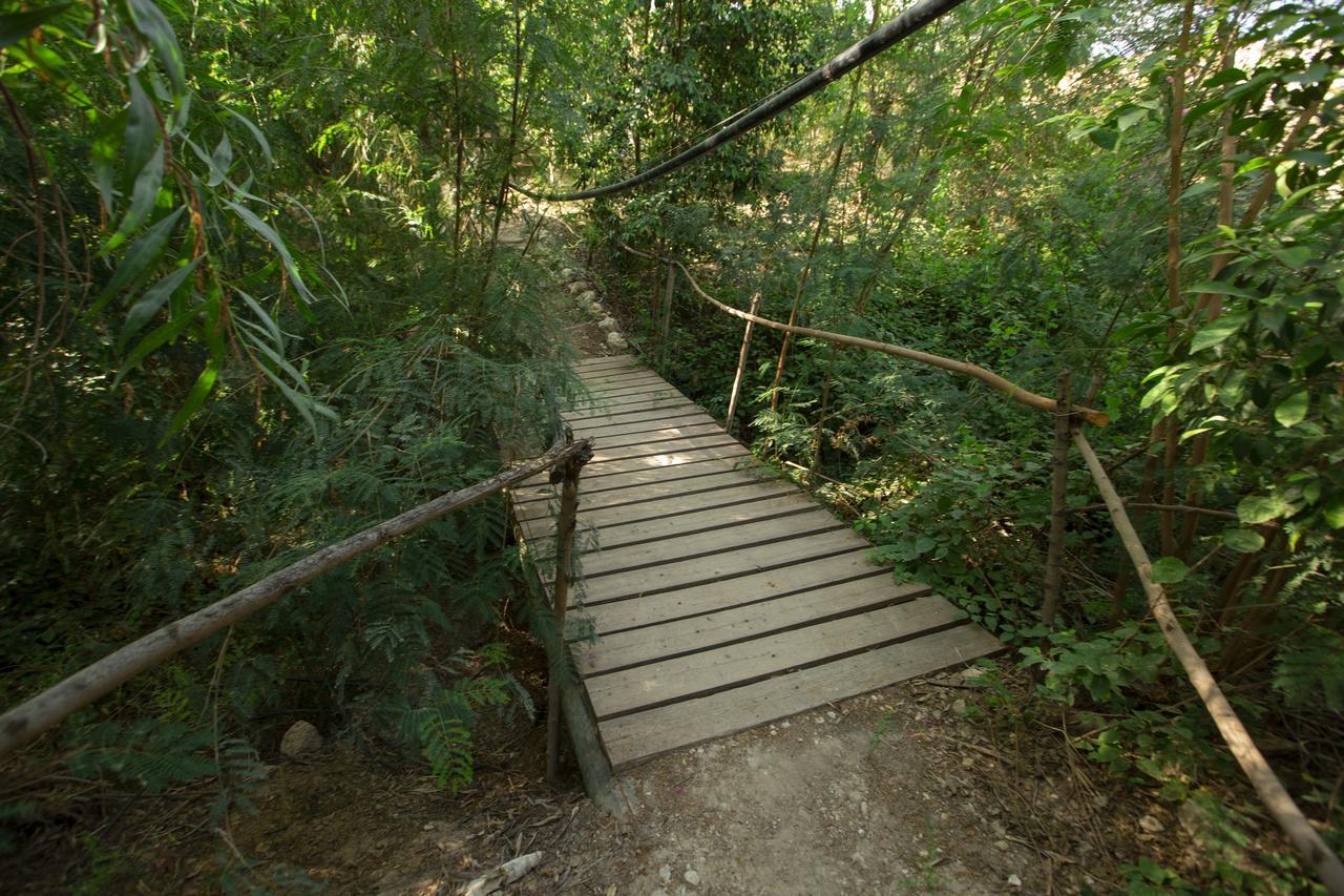 Отель Sharhabil Bin Hasnah Ecopark Qulay'at Экстерьер фото